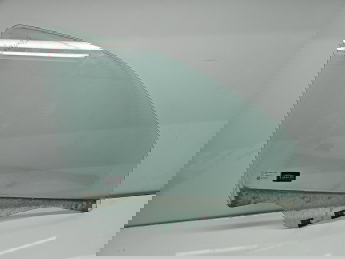 Geam usa dreapta fata Dacia Duster [Fabr 2010-2017] OEM