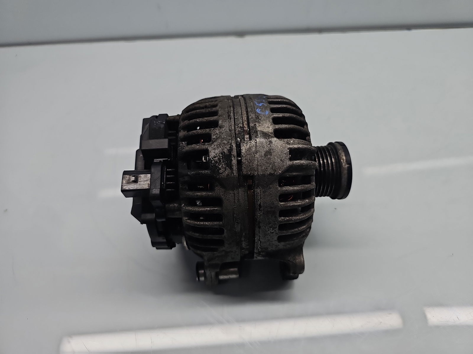 Alternator Volkswagen Golf 6 (5K1) [Fabr 2009-2013] 03C903023A 1.4 TSI CAXA 90KW / 122CP - imagine 1