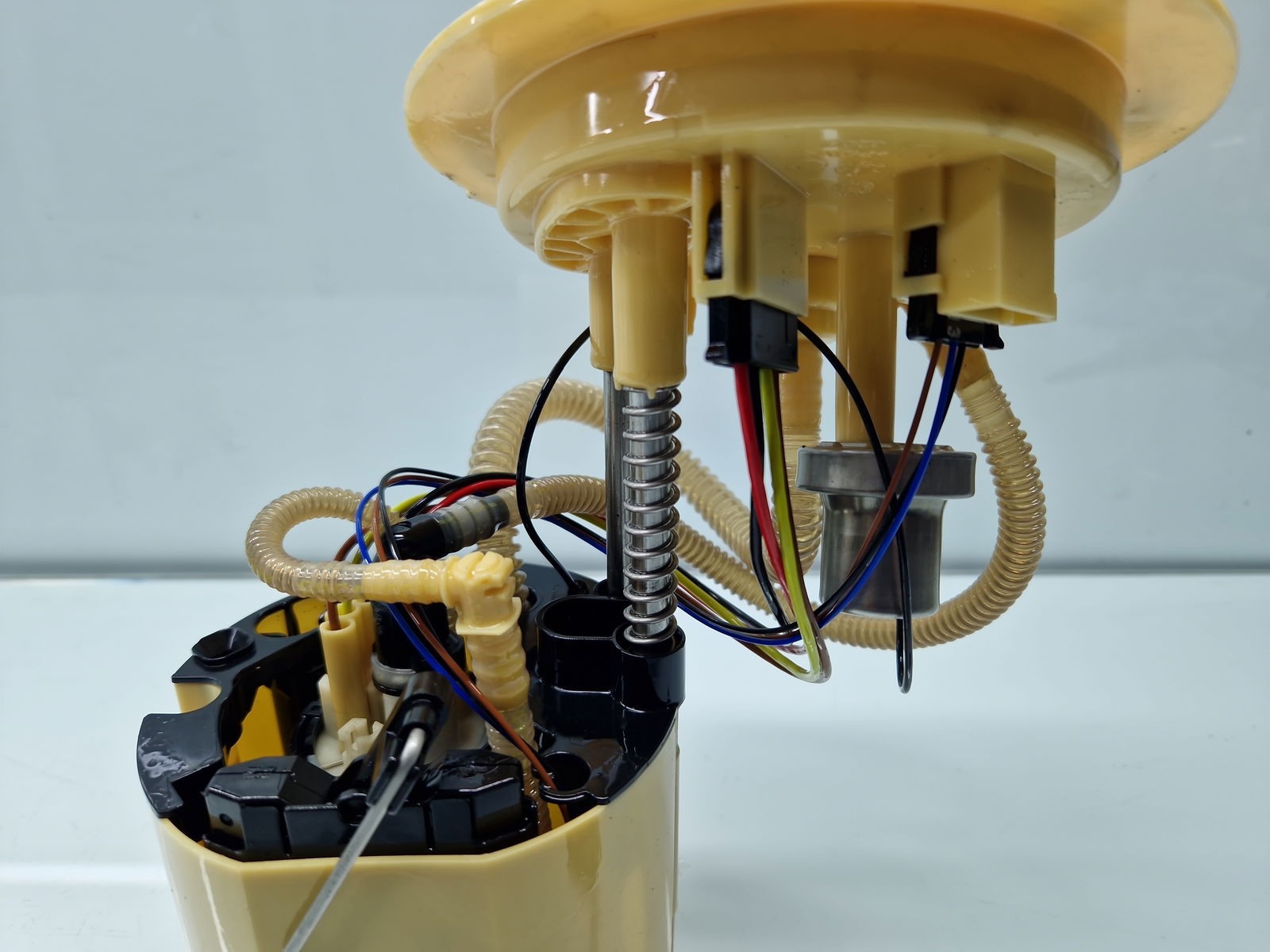 Pompa combustibil AUDI A4 (8K2, B8) [Fabr 2008-2015] 8K0919050P 2.0 TDI CGLC 130KW / 177CP - imagine 4