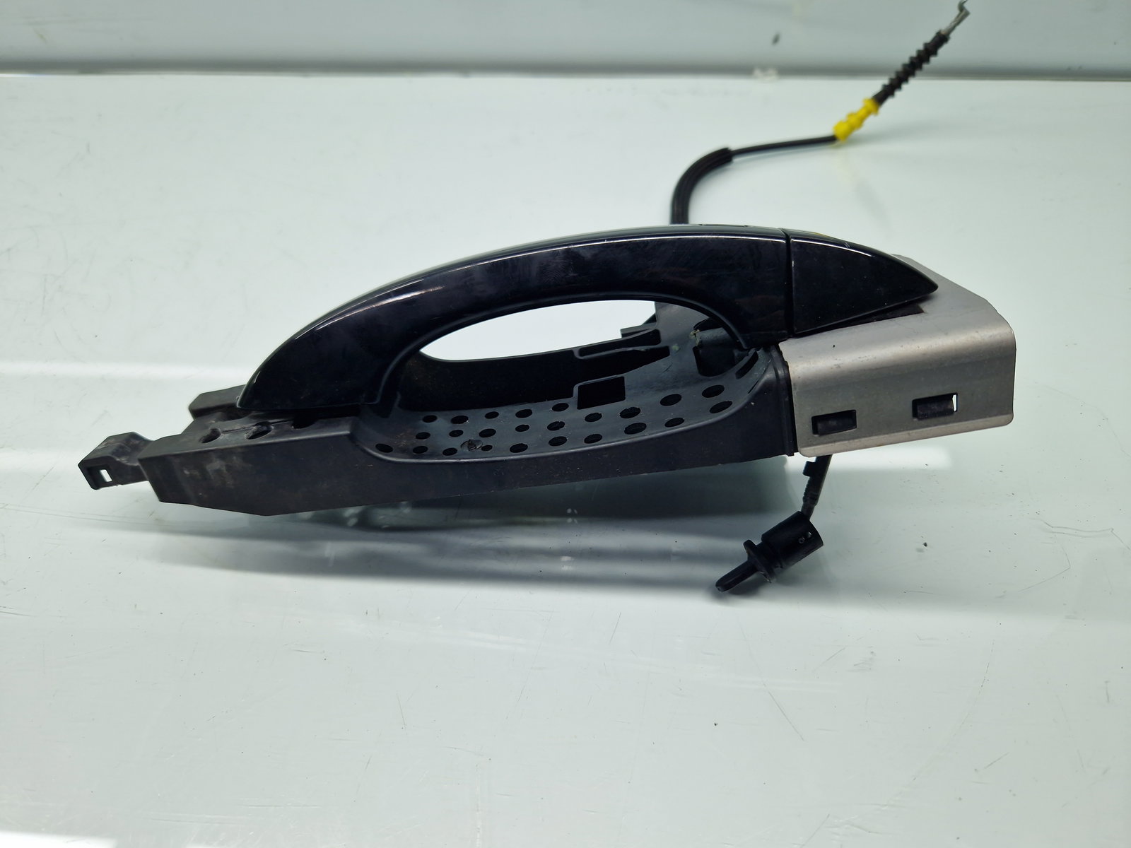 Maner usa dreapta fata AUDI A6 (4G2, C7) [Fabr 2012-2017] LY9B - imagine 2