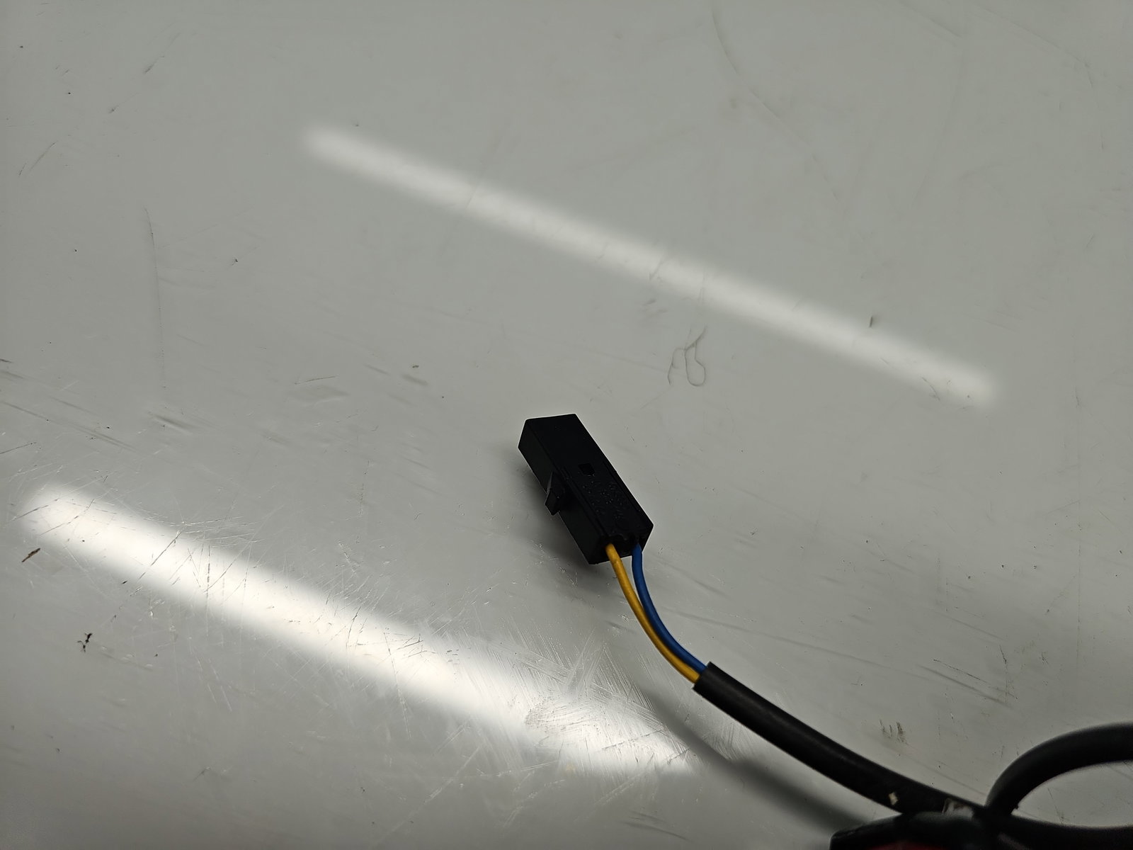 Capsa centura dreapta fata Volkswagen Passat B7 (365) Variant [Fabr 2010-2014] 1K8857756C - imagine 3