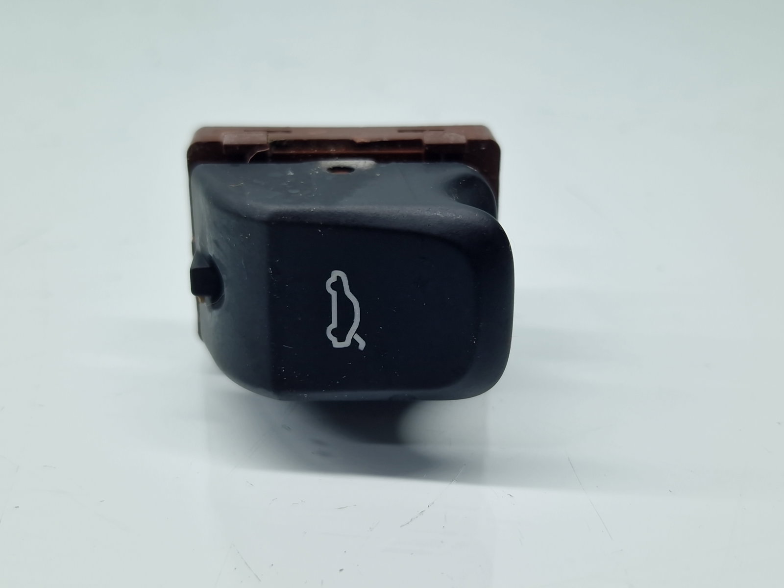 Buton deschidere portbagaj AUDI A6 (4G2, C7) [Fabr 2012-2017] 4H0959831A