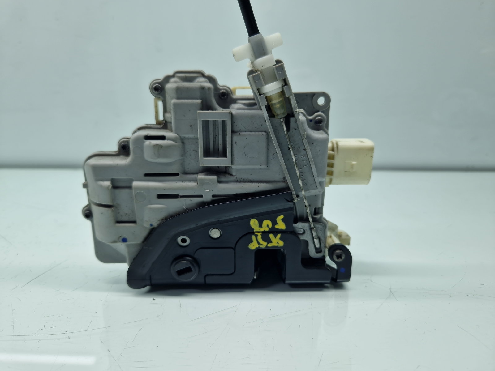 Broasca usa stanga spate Volkswagen Passat B7 (365) Variant [Fabr 2010-2014] 3C4839015A - imagine 1