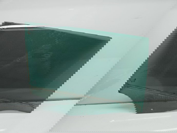 Geam usa dreapta spate Volkswagen Passat B8 Variant (3G5) [Fabr 2015-prezent] OEM