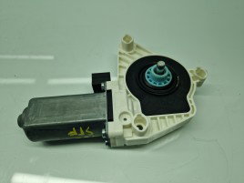 Motoras geam stanga fata Volkswagen Passat B8 Variant (3G5) [Fabr 2015-prezent] 5Q4959801B