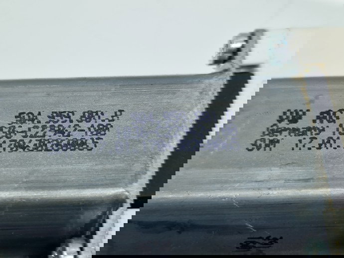 Motoras geam stanga fata Volkswagen Passat B8 Variant (3G5) [Fabr 2015-prezent] 5Q4959801B