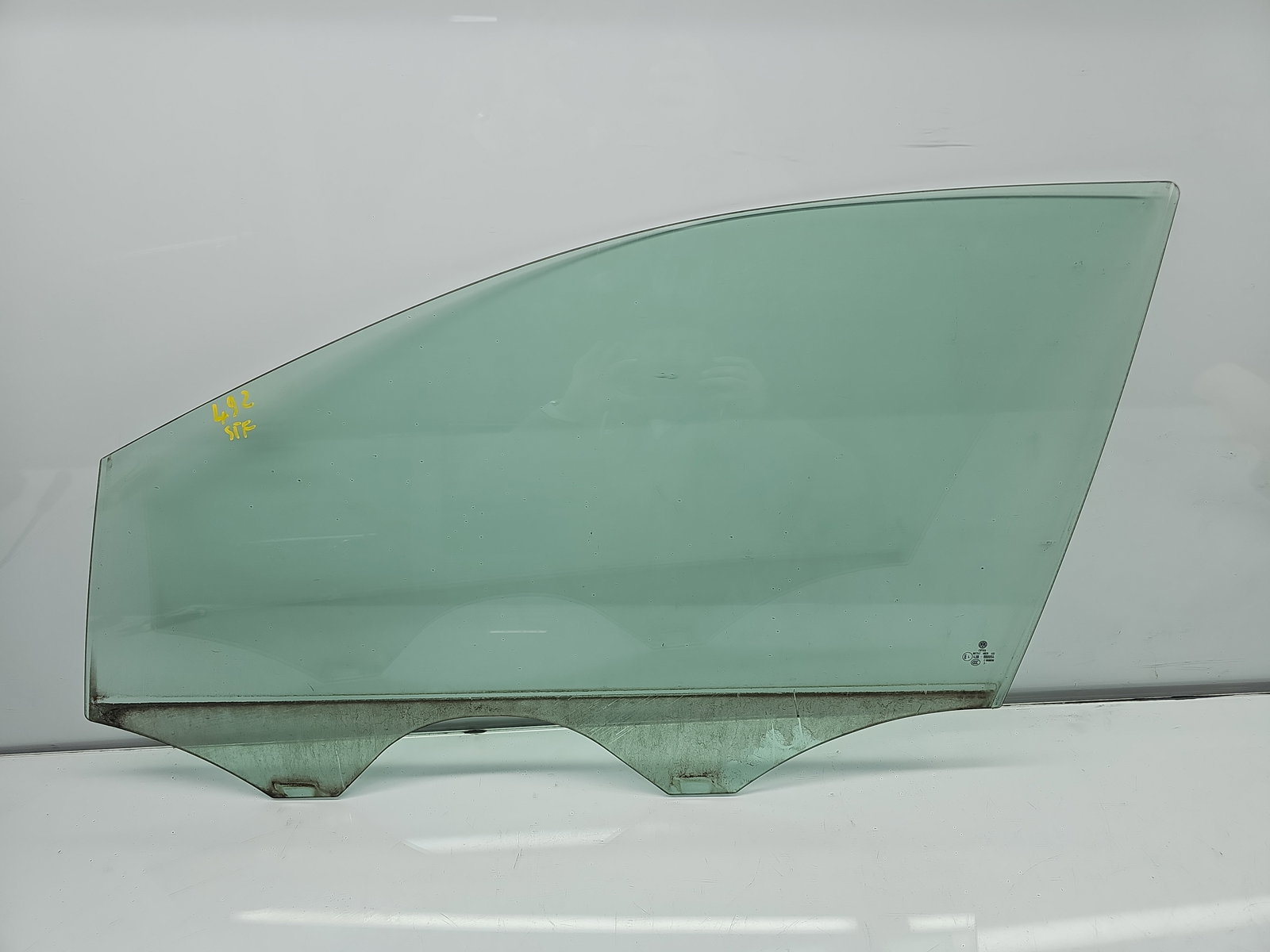 Geam usa stanga fata Volkswagen Polo (6R) [Fabr 2009-2016] OEM - imagine 1