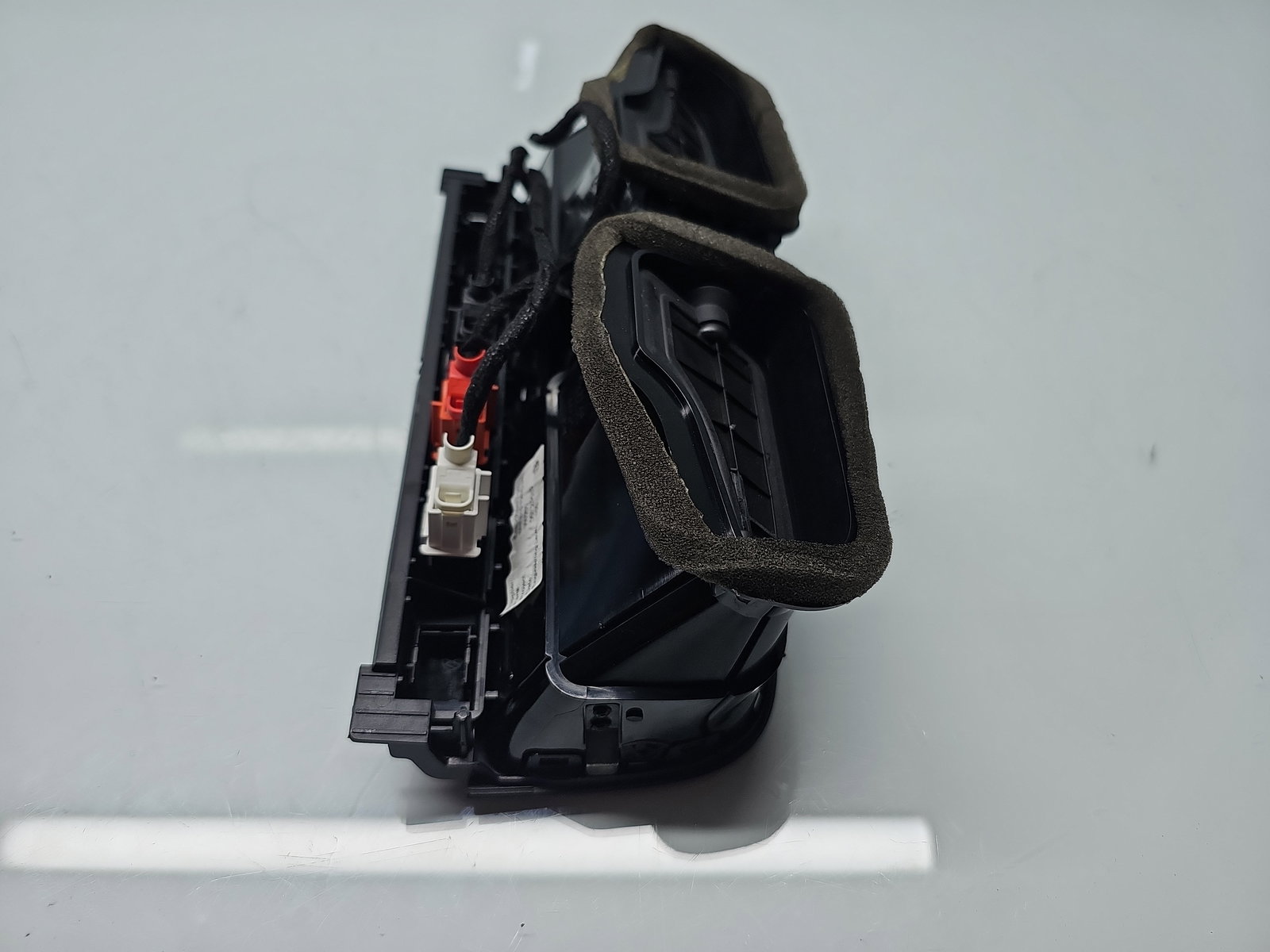 Grila aerisire centrala Volkswagen Polo (6R) [Fabr 2009-2016] 6RF818728C - imagine 4