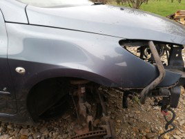 Aripa dreapta fata Peugeot 307 1.6 benz EZW 2000-2008