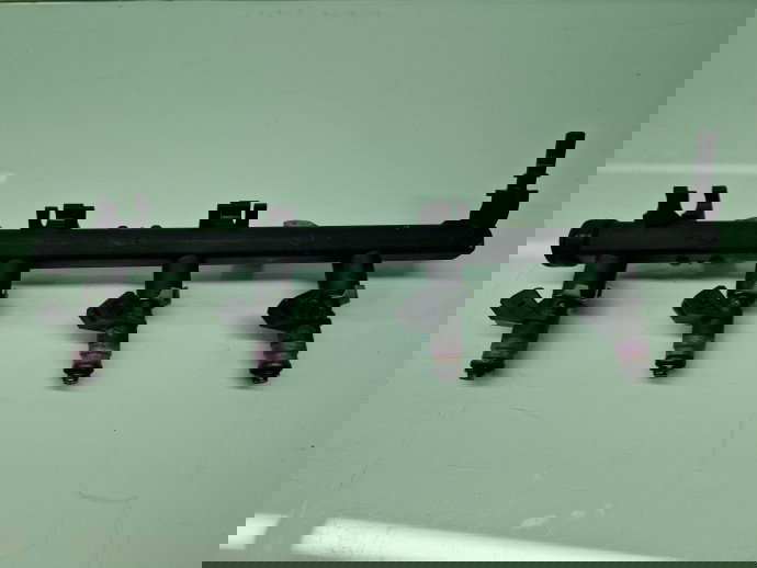 Rampa injectoare Renault Megane 3 Hatchback (X95) [Fabr 2008-2015] 8200135504 1.6 Benz K4M848 81KW / 110CP