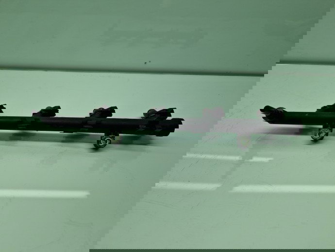 Rampa injectoare Renault Megane 3 Hatchback (X95) [Fabr 2008-2015] 8200135504 1.6 Benz K4M848 81KW / 110CP