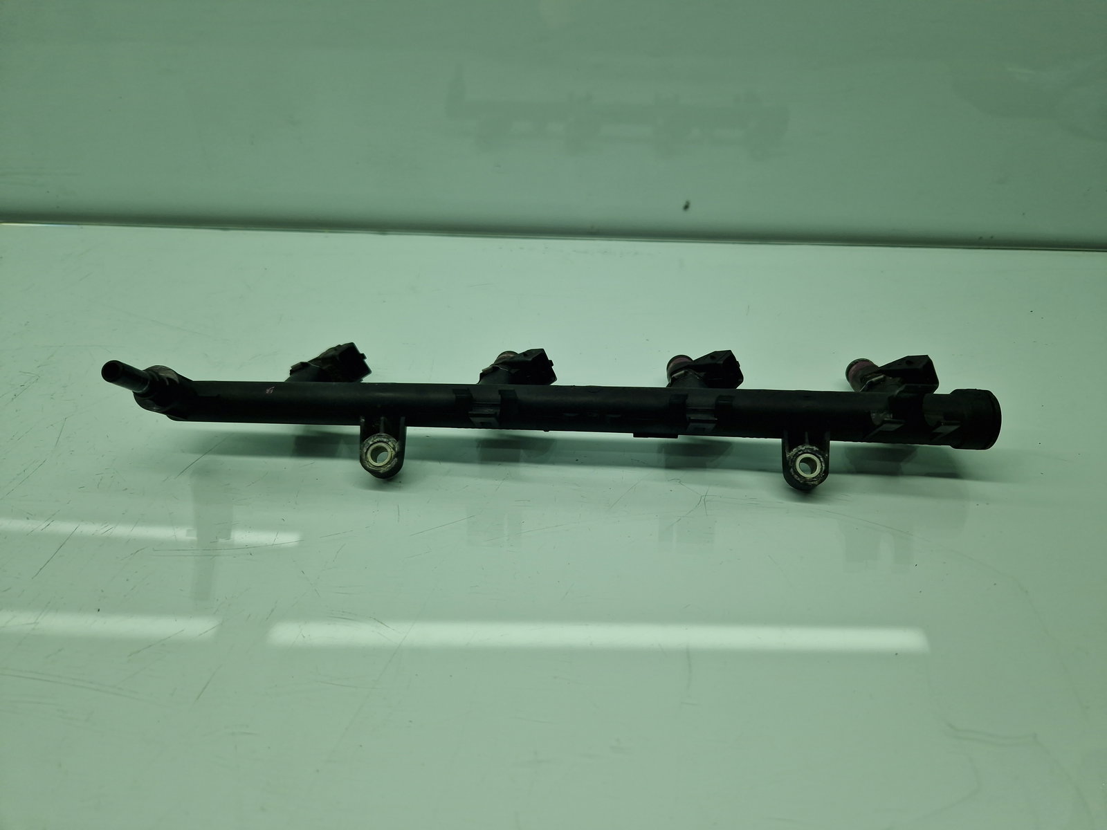 Rampa injectoare Renault Megane 3 Hatchback (X95) [Fabr 2008-2015] 8200135504 1.6 Benz K4M848 81KW / 110CP - imagine 2