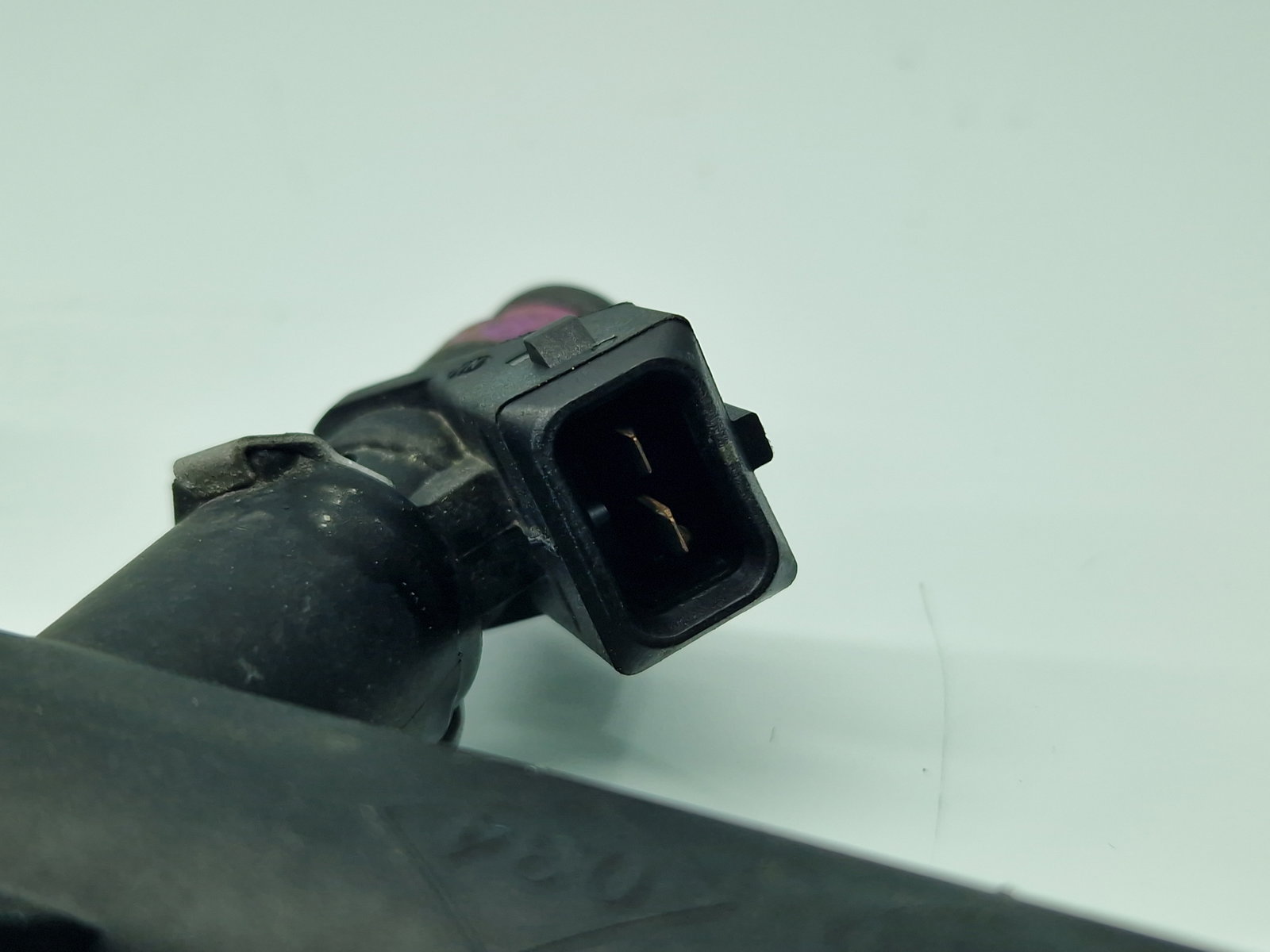 Rampa injectoare Renault Megane 3 Hatchback (X95) [Fabr 2008-2015] 8200135504 1.6 Benz K4M848 81KW / 110CP - imagine 4