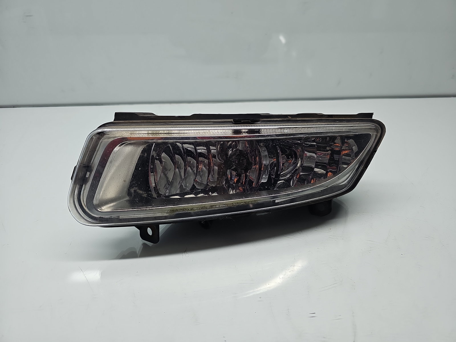 Proiector ceata dreapta Volkswagen Polo (6R) [Fabr 2009-2016] OEM - imagine 1