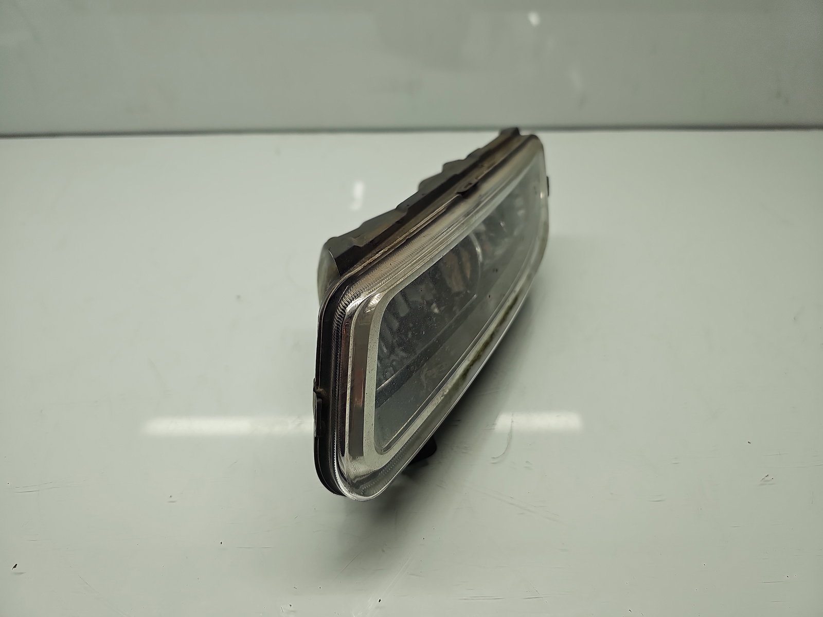 Proiector ceata dreapta Volkswagen Polo (6R) [Fabr 2009-2016] OEM - imagine 2