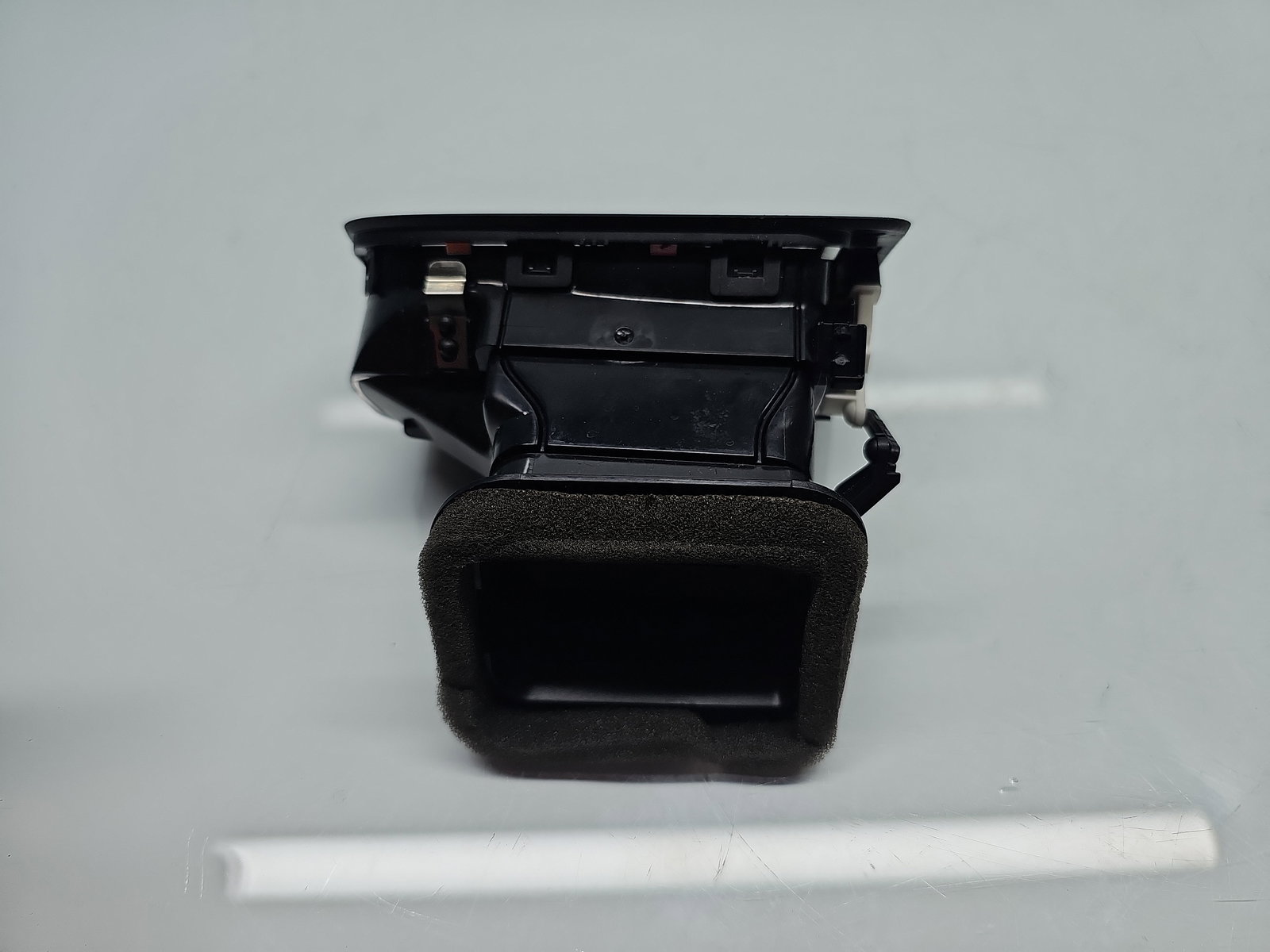 Grila aerisire dreapta Volkswagen Polo (6R) [Fabr 2009-2016] 6RF819704C - imagine 3