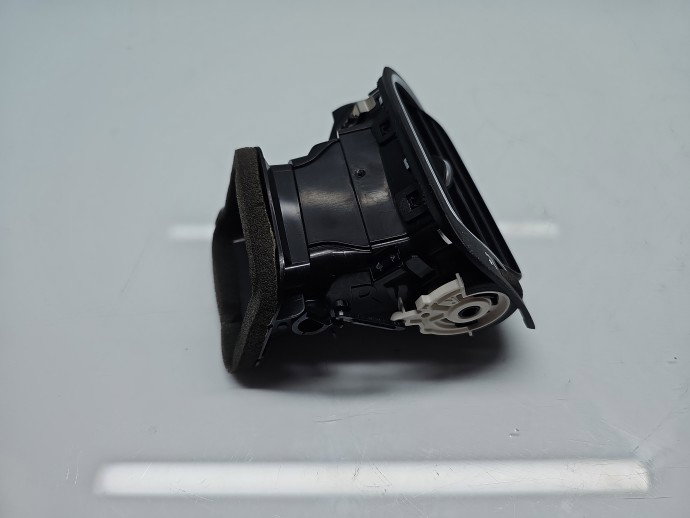  Grila aerisire dreapta Volkswagen Polo (6R) [Fabr 2009-2016] 6RF819704C