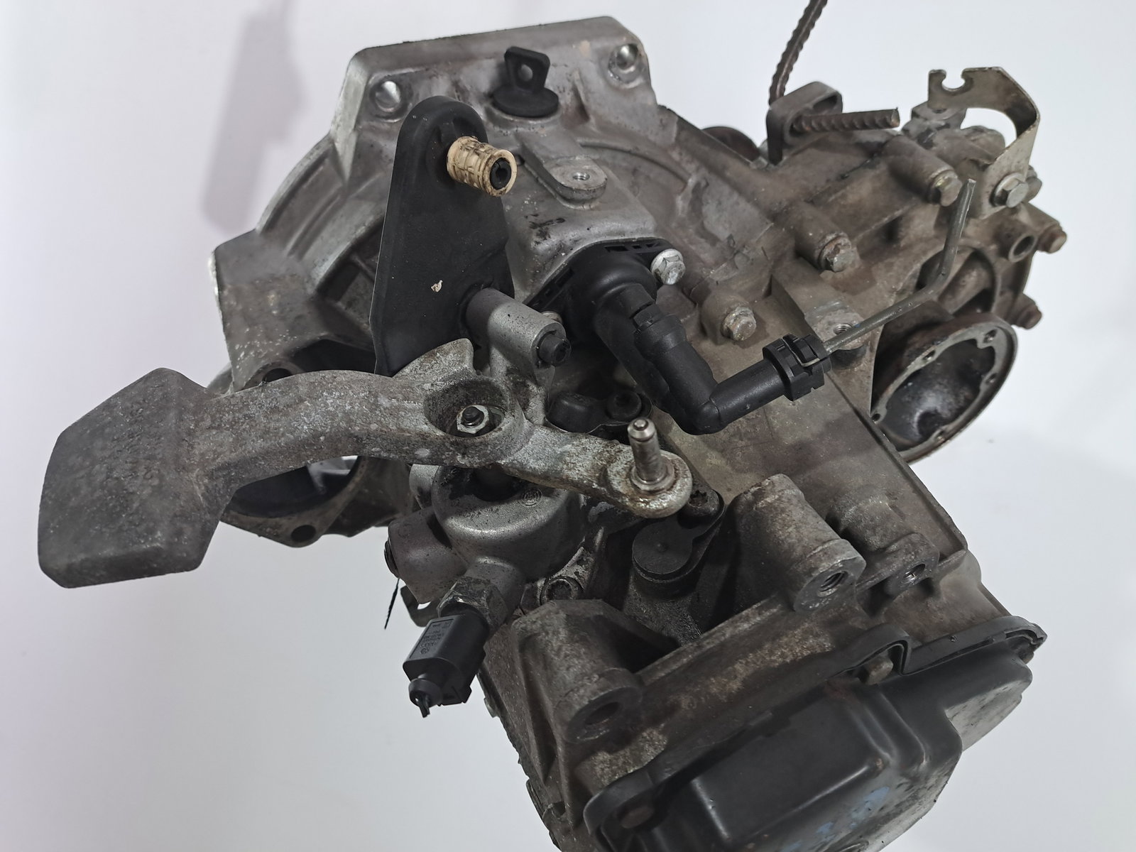 Cutie viteze manuala 5 trepte Volkswagen Jetta 3 (1K2) [Fabr 2005-2010] 1.9 TDI BXE GQQ 77KW / 105CP - imagine 3