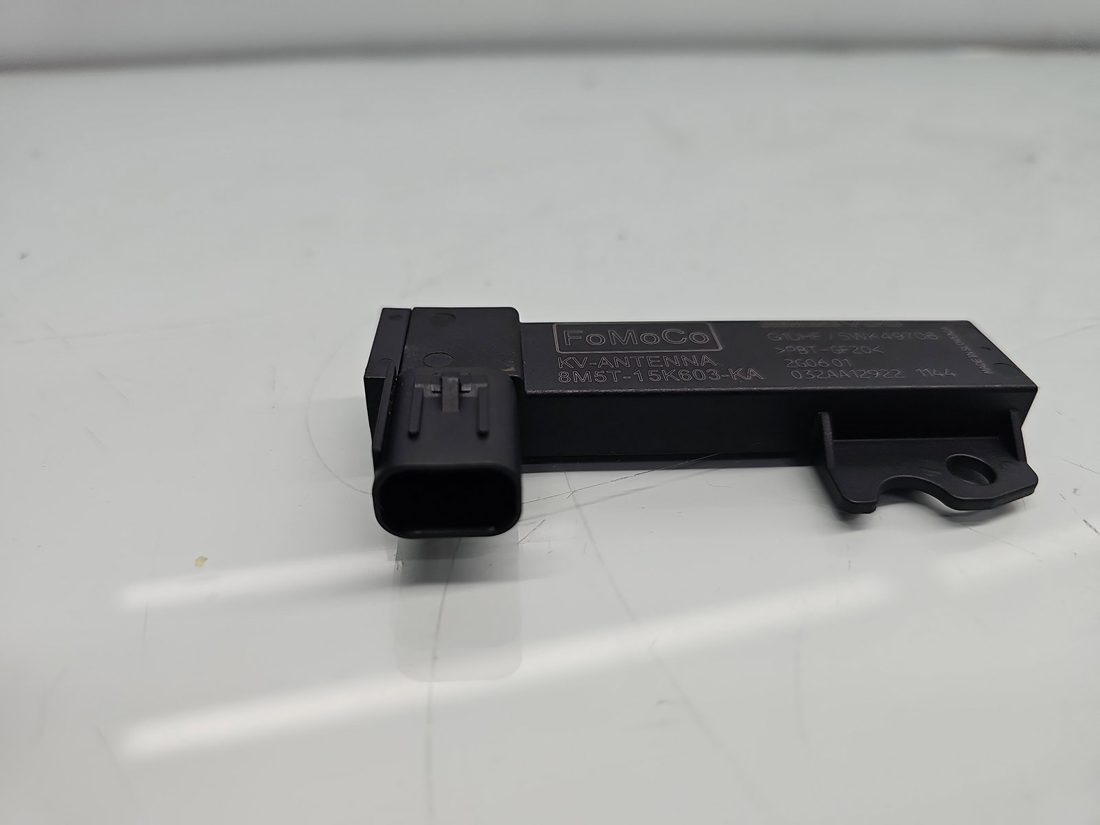 Amplificator antena Ford Focus 3 Hatchback [Fabr 2011-2015] 8M5T-15K603-KA - imagine 2