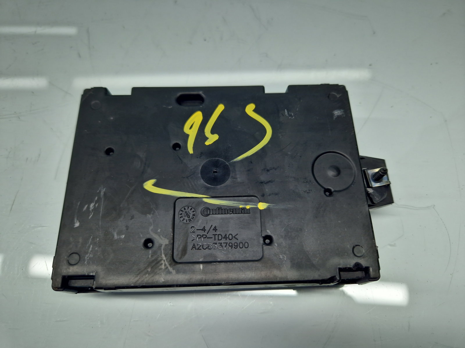 Modul confort Dacia Logan II MCV BK (K52) [Fabr 2013-2022] Facelift 284B10447R - imagine 2