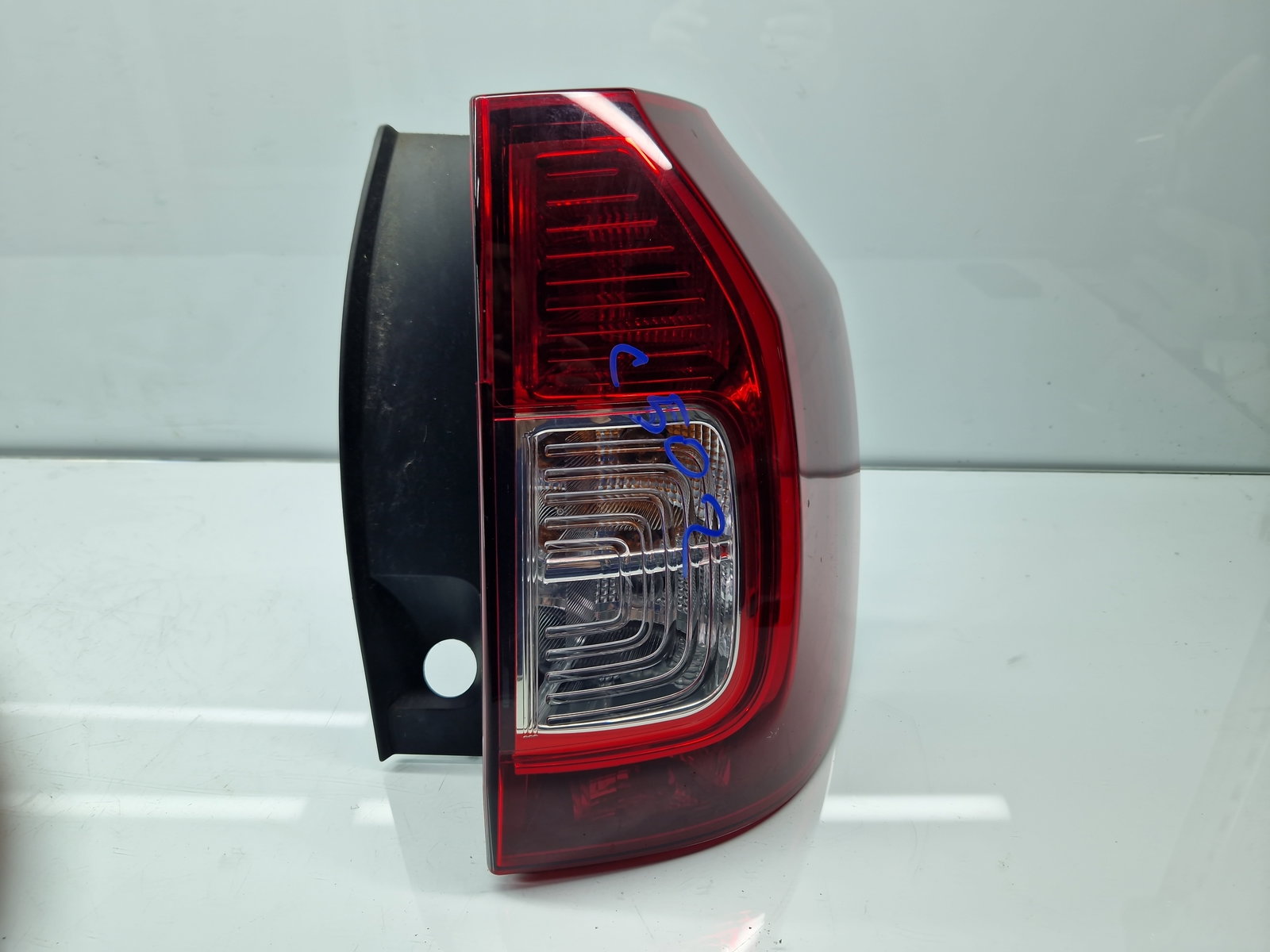 Stop aripa dreapta Dacia Logan II MCV BK (K52) [Fabr 2013-2022] Facelift 265509621R - imagine 1