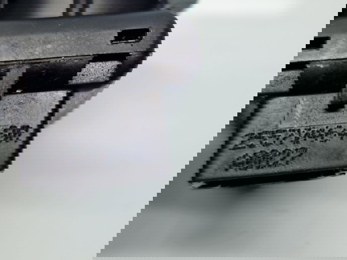  Buton reglaj oglinzi Dacia Logan II MCV BK (K52) [Fabr 2013-2022] Facelift 255704649R