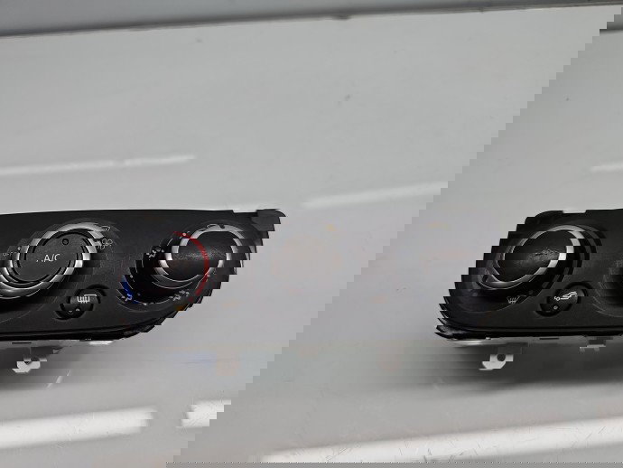  Panou comanda clima Renault Clio 4 (B98) Hatchback [Fabr 2012-2020] 272705406R