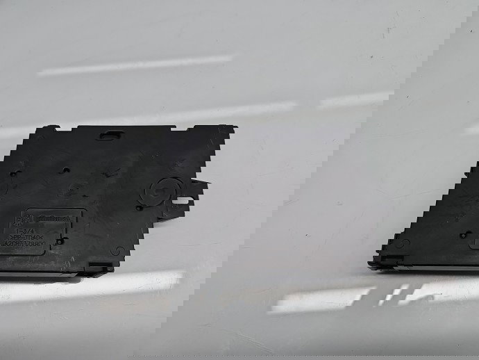  Modul confort Renault Clio 4 (B98) Hatchback [Fabr 2012-2020] 284B17552R