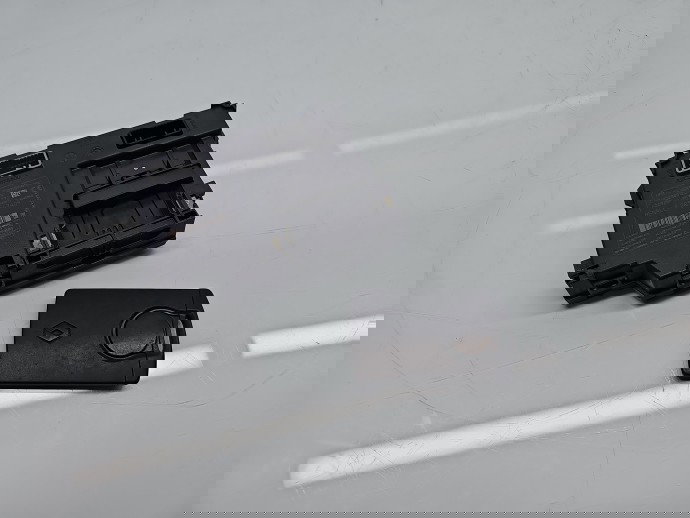  Contact cu cheie Renault Clio 4 (B98) Hatchback [Fabr 2012-2020] 285904740R 1.2 Benz D4F740 55KW / 75CP