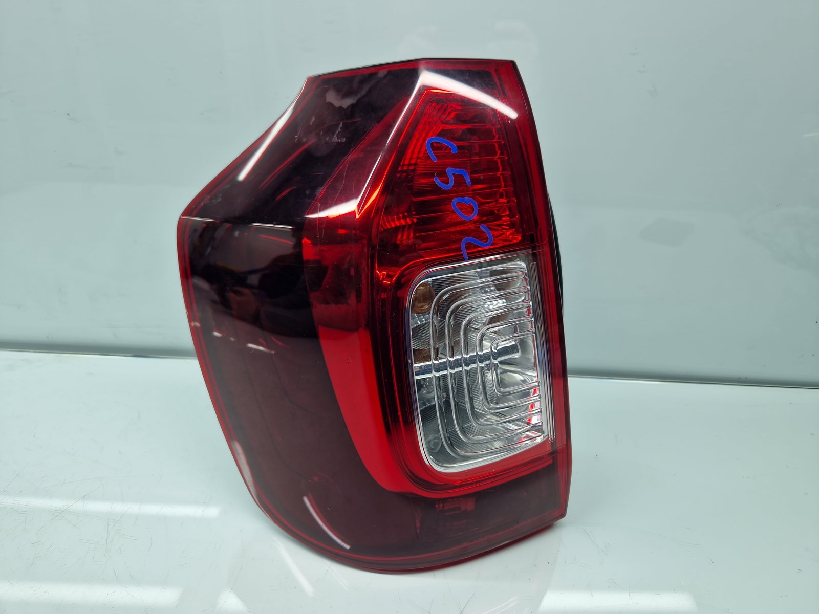 Stop aripa stanga Dacia Logan II MCV BK (K52) [Fabr 2013-2022] Facelift 265551233R - imagine 1