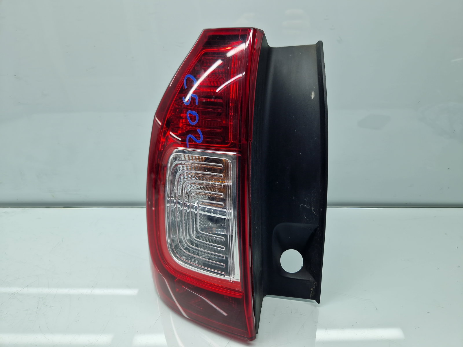 Stop aripa stanga Dacia Logan II MCV BK (K52) [Fabr 2013-2022] Facelift 265551233R - imagine 2