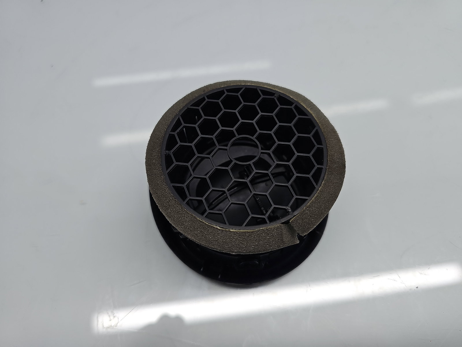 Grila aerisire stanga Renault Clio 4 (B98) Hatchback [Fabr 2012-2020] 687605663R - imagine 3