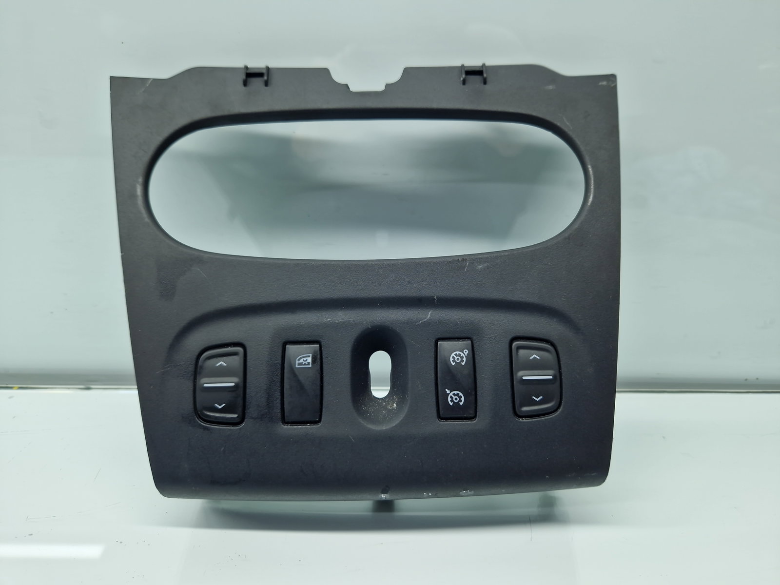 Trimuri bord Dacia Logan II MCV BK (K52) [Fabr 2013-2022] Facelift 275003978R - imagine 1