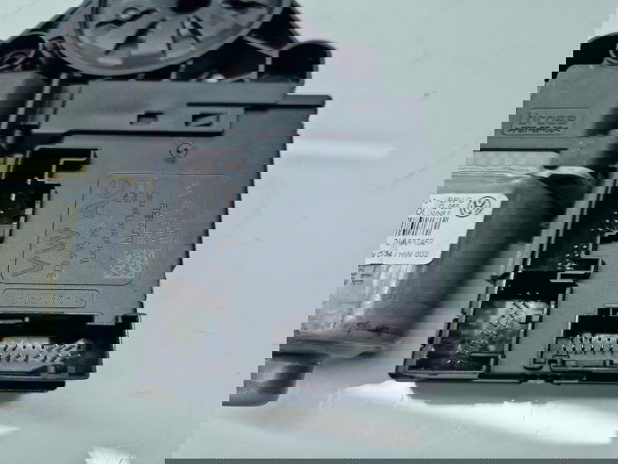 Motoras geam dreapta fata Volkswagen Passat B7 (365) Variant [Fabr 2010-2014] 0130822451