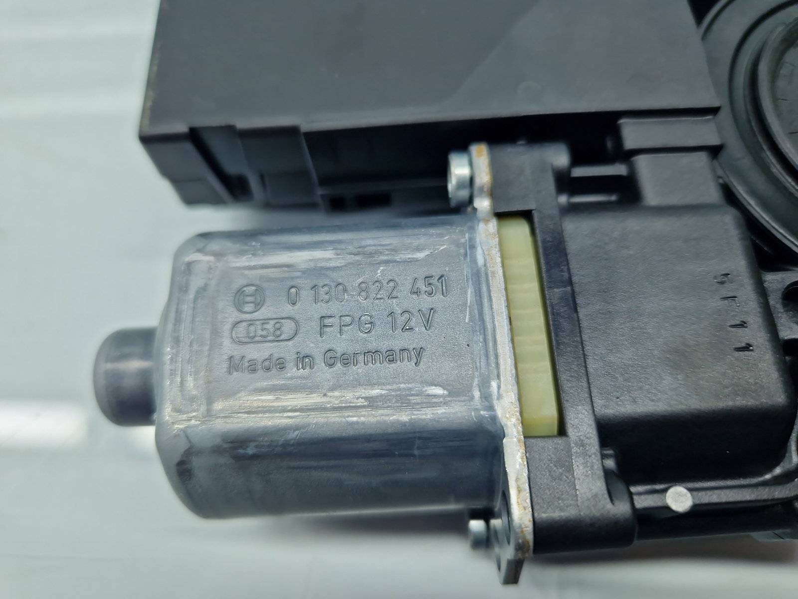 Motoras geam dreapta fata Volkswagen Passat B7 (365) Variant [Fabr 2010-2014] 0130822451 - imagine 5