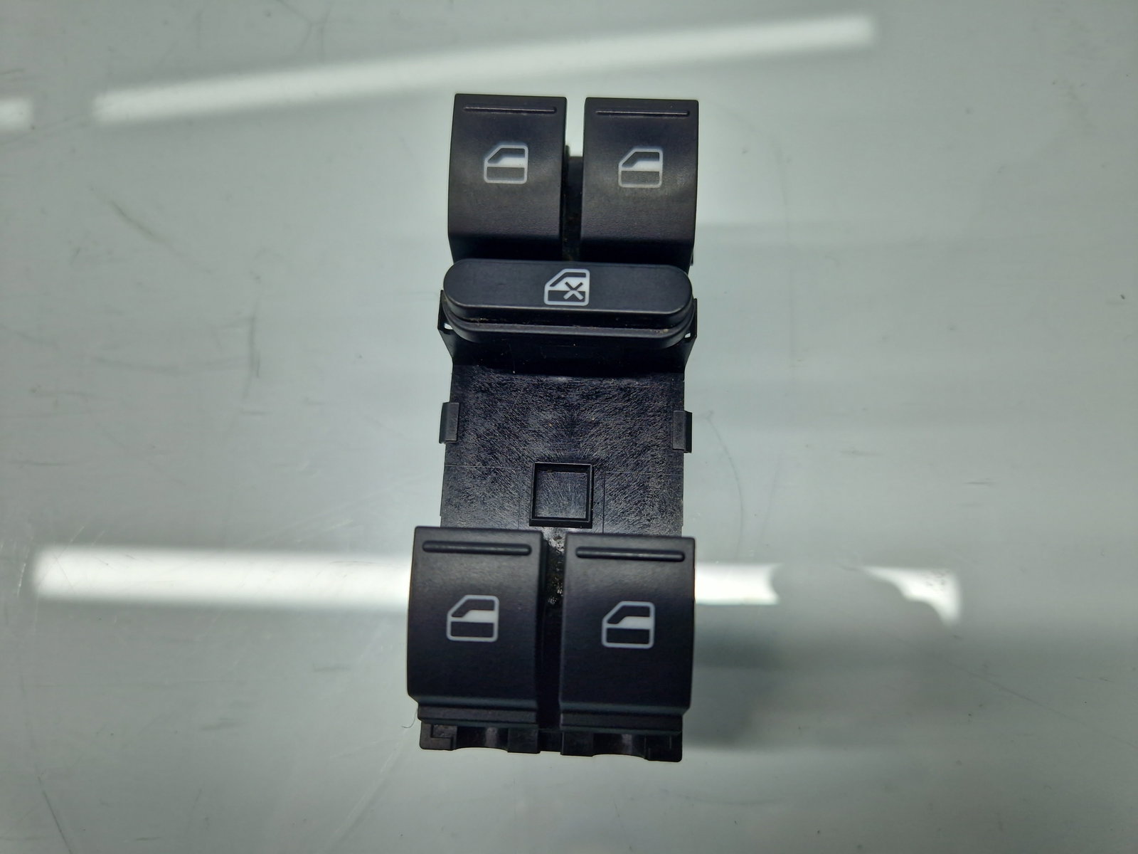 Butoane comanda geamuri sofer Volkswagen Passat B7 (365) Variant [Fabr 2010-2014] 1K4959857B - imagine 4