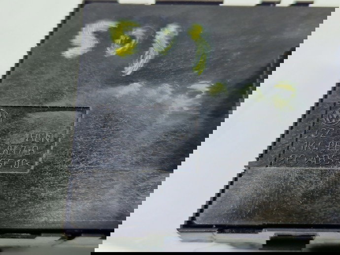  Butoane comanda geamuri sofer Volkswagen Passat B7 (365) Variant [Fabr 2010-2014] 1K4959857B