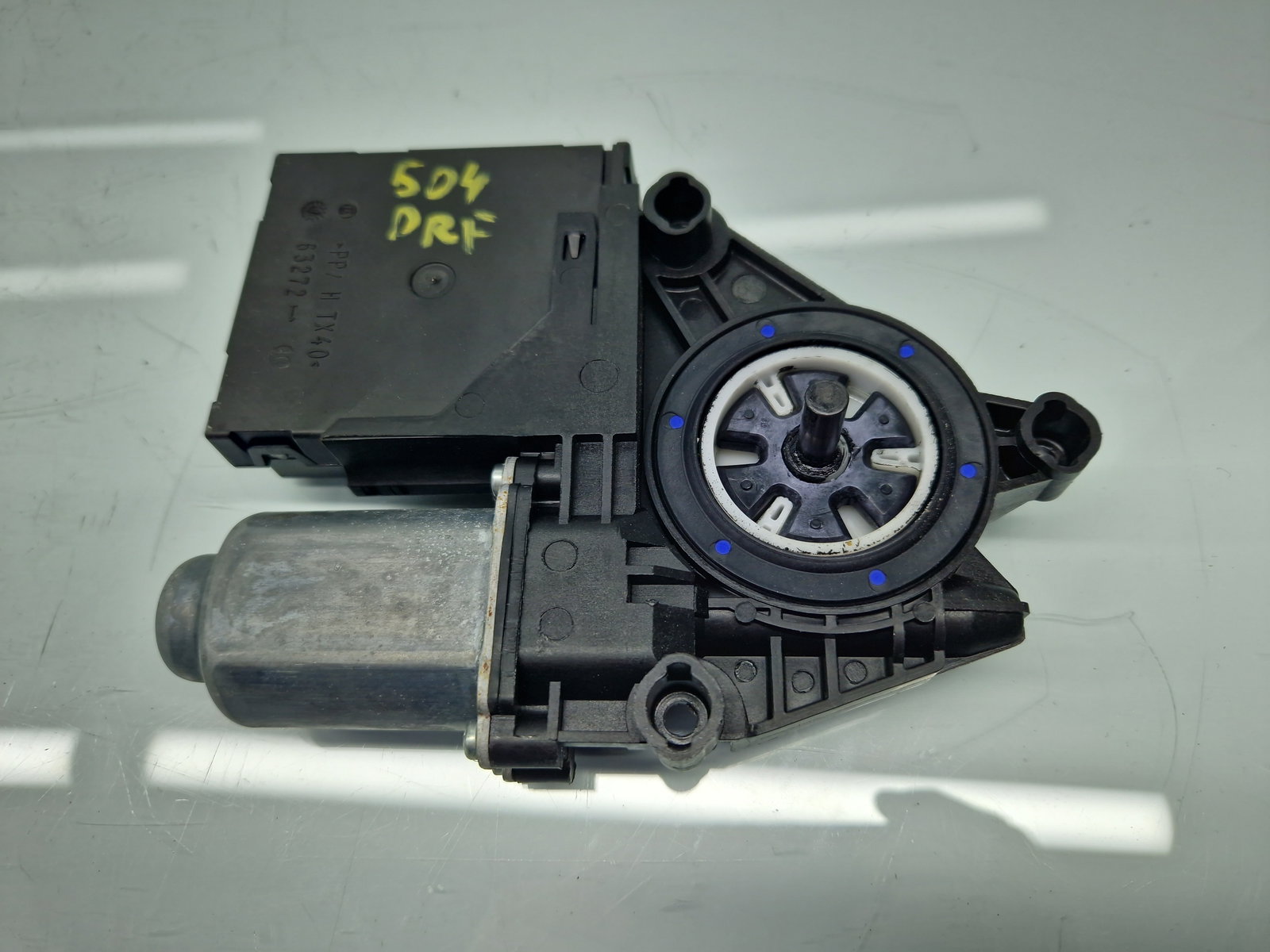 Motoras geam dreapta fata Volkswagen Golf 6 (5K1) [Fabr 2009-2013] 5K0959701B - imagine 1