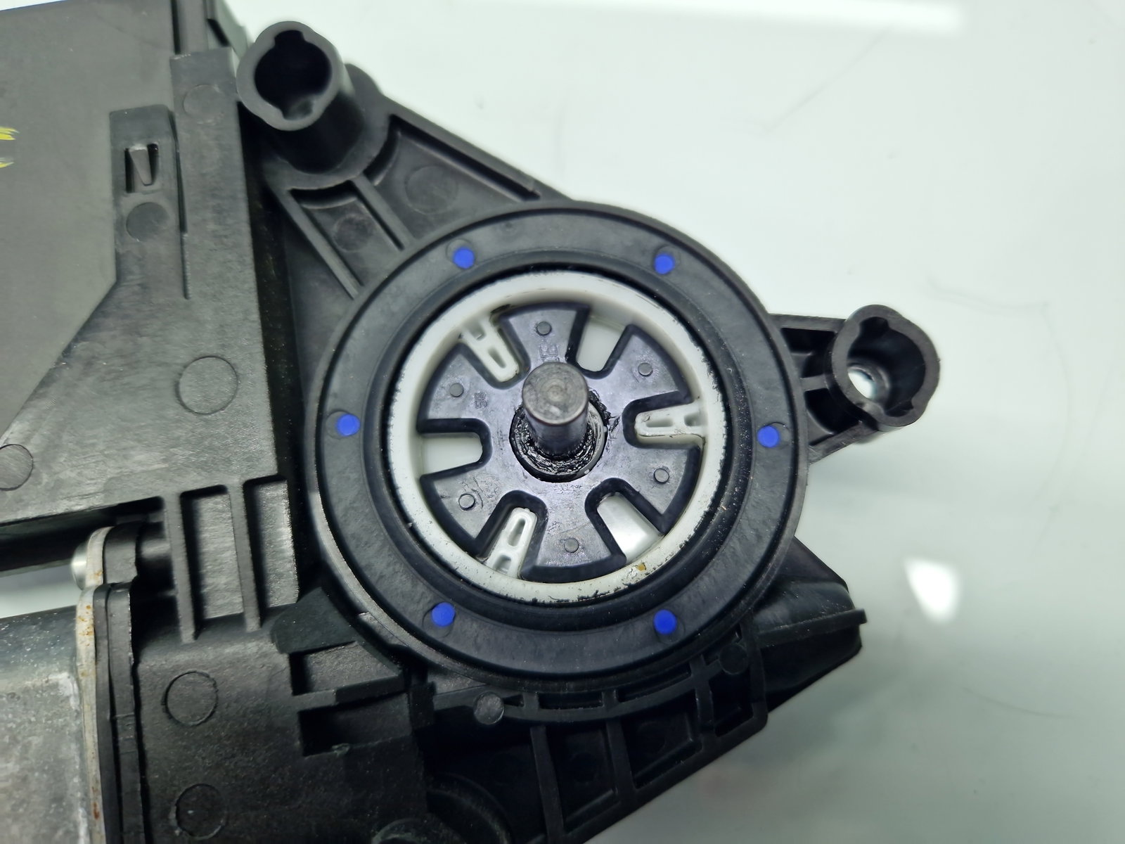 Motoras geam dreapta fata Volkswagen Golf 6 (5K1) [Fabr 2009-2013] 5K0959701B - imagine 4