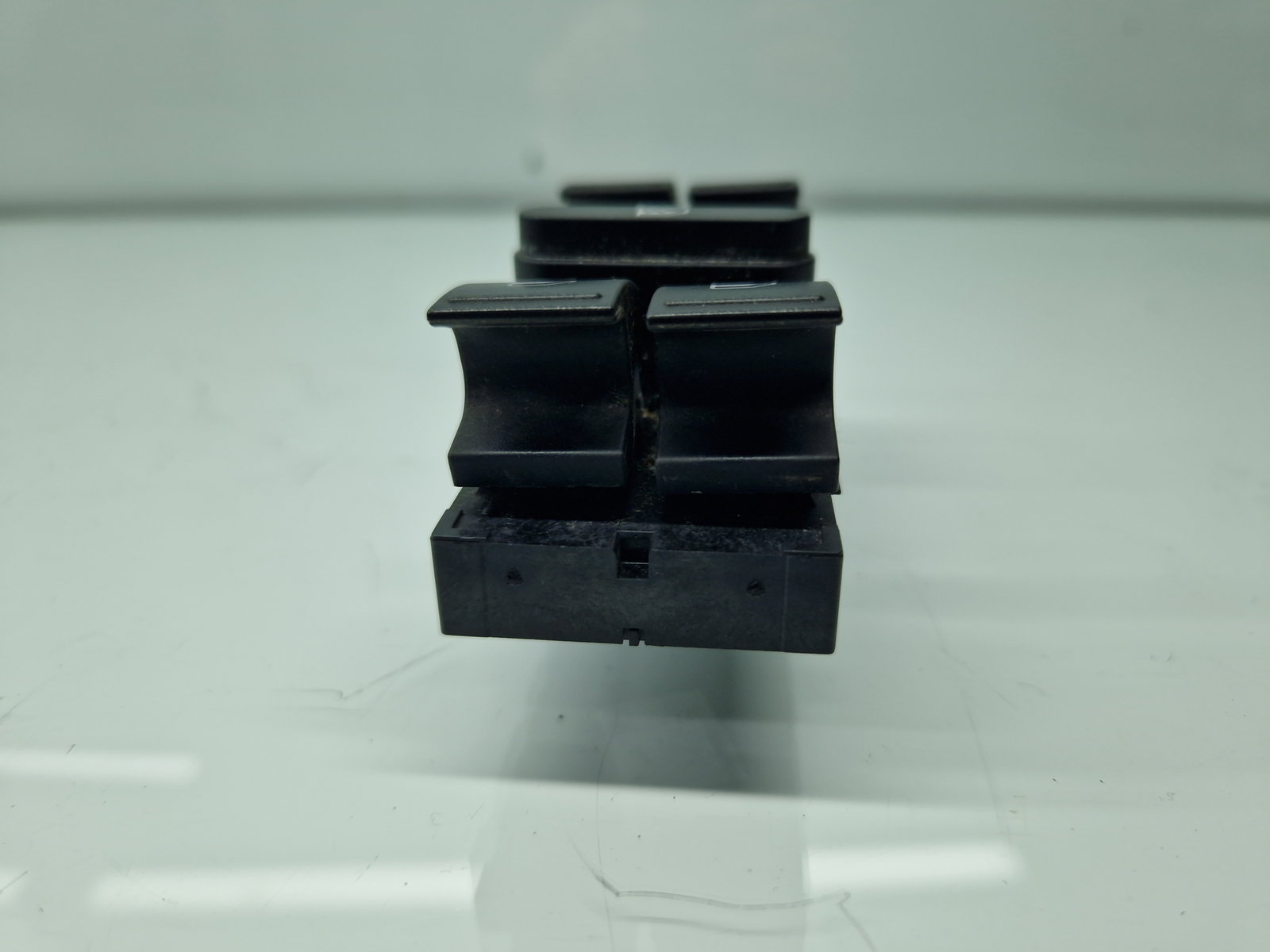 Butoane comanda geamuri sofer Volkswagen Golf 6 (5K1) [Fabr 2009-2013] 1K4959857B - imagine 5