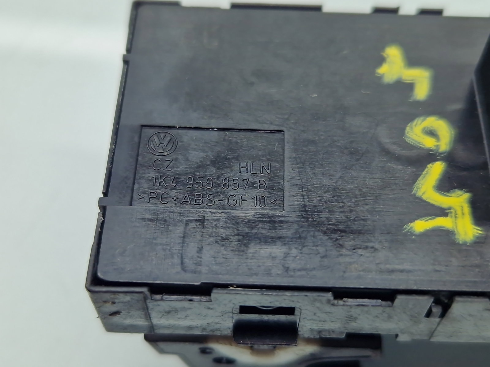 Butoane comanda geamuri sofer Volkswagen Golf 6 (5K1) [Fabr 2009-2013] 1K4959857B - imagine 8