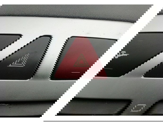 Buton avarii Peugeot 307 1.6 benz OEM 2000-2008