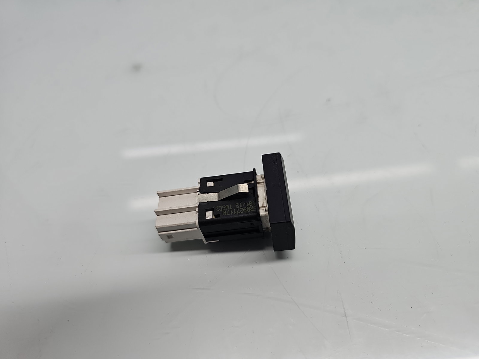 Buton ESP Volkswagen Polo (6R) [Fabr 2009-2016] 6R0927117A - imagine 3