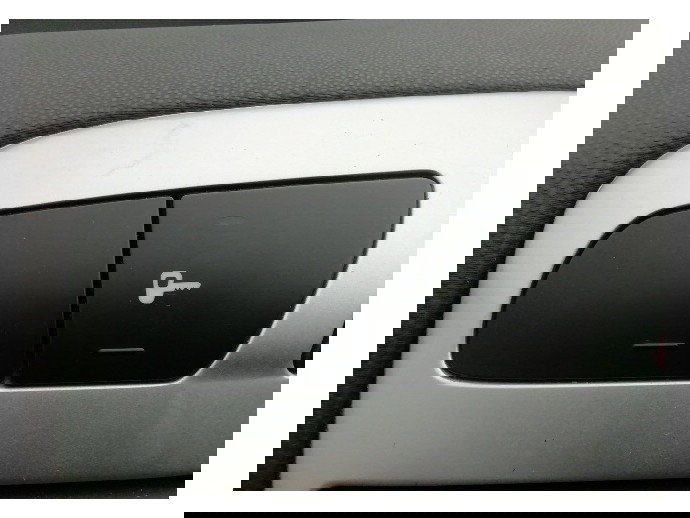 Buton închidere centralizata Peugeot 307 1.6 benz OEM 2000-2008