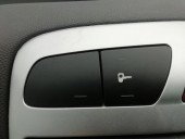 Buton închidere centralizata Peugeot 307 1.6 benz OEM 2000-2008