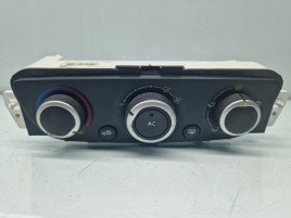  Panou comanda clima Renault Megane 3 Hatchback (X95) [Fabr 2008-2015] E1072183A