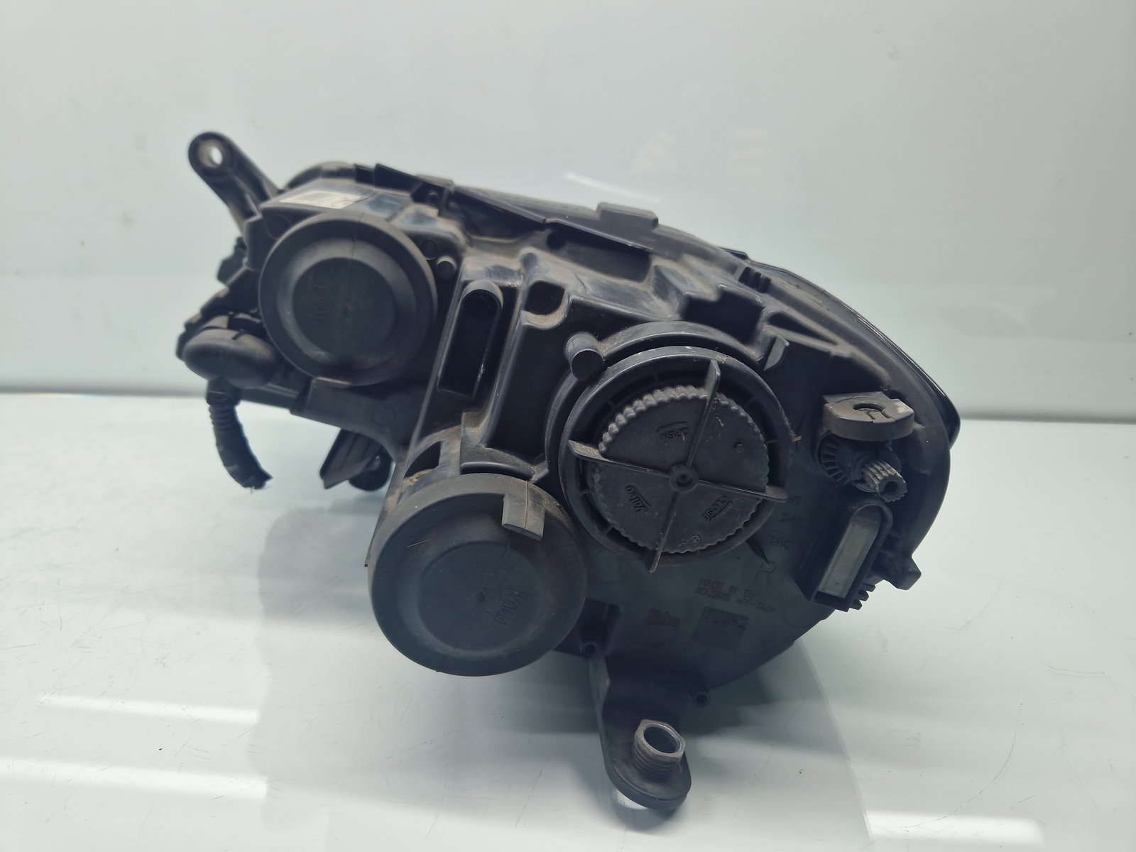 Far dreapta Volkswagen Passat B7 (365) Variant [Fabr 2010-2014] 3AC941006 - imagine 3