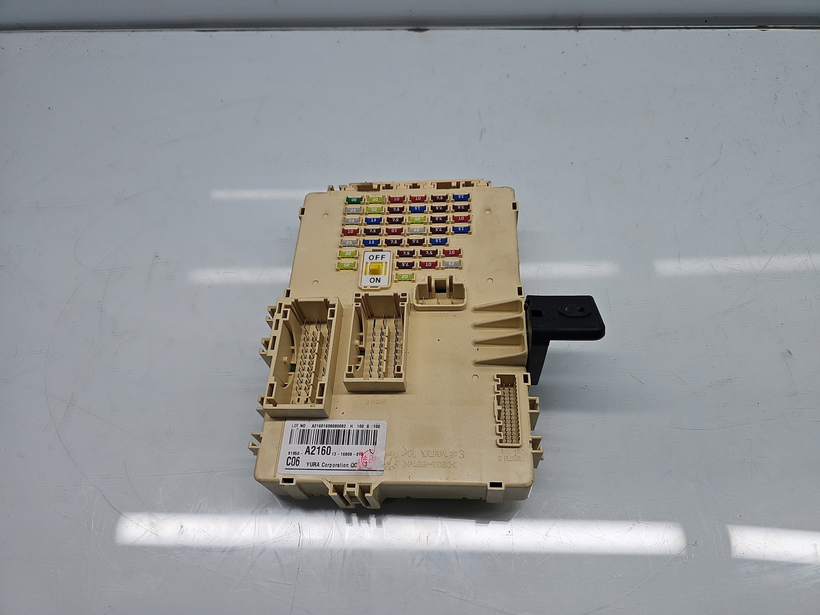 Panou sigurante KIA Ceed (JD) [Fabr 2012-2018] 91950-A2160 - imagine 1