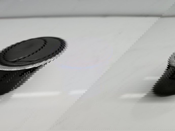  Grila aerisire spate Dacia Duster [Fabr 2010-2017] 687601987R