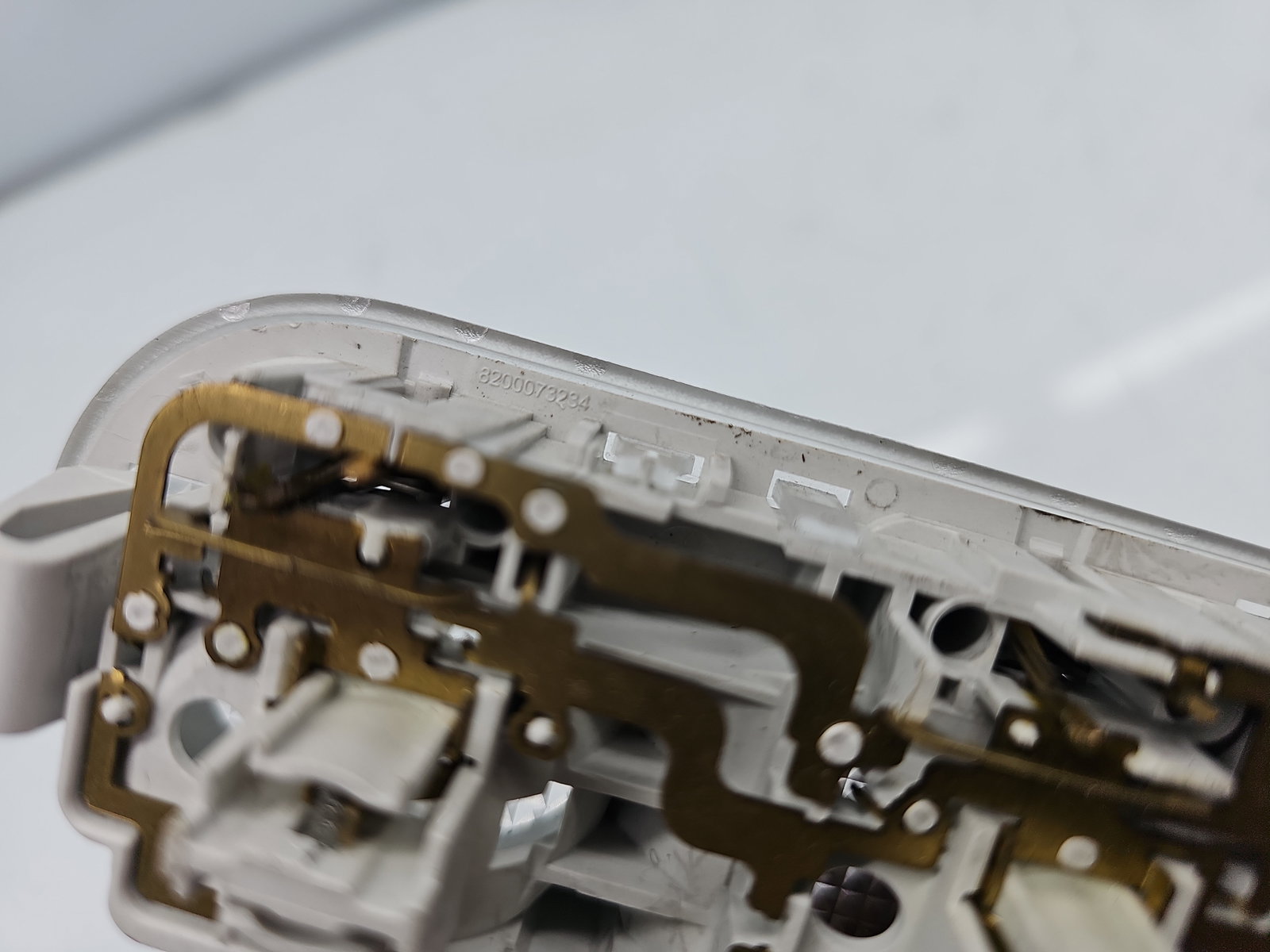 Plafoniera fata Dacia Duster [Fabr 2010-2017] 8200073234 - imagine 4